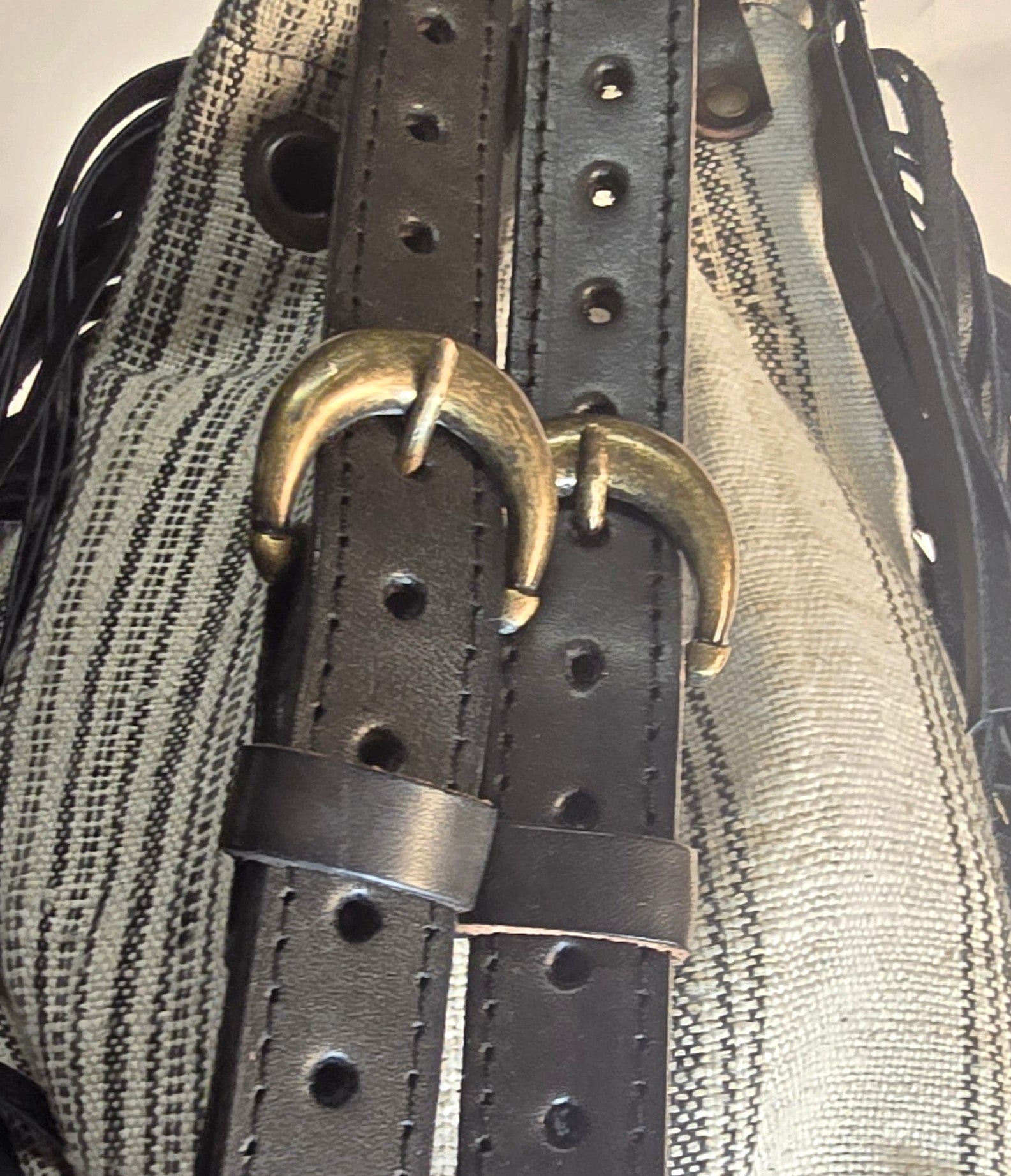 Multi-position linen backpack