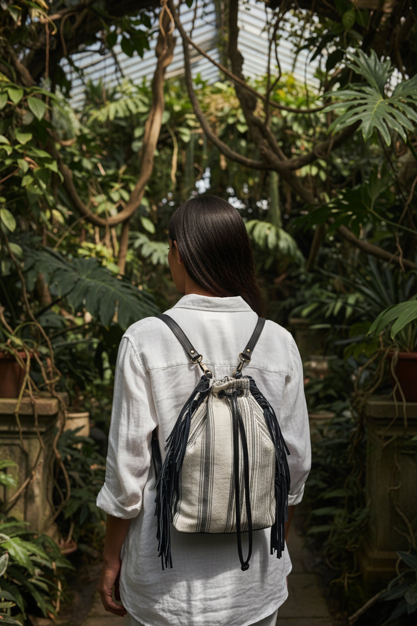 Multi-position linen backpack